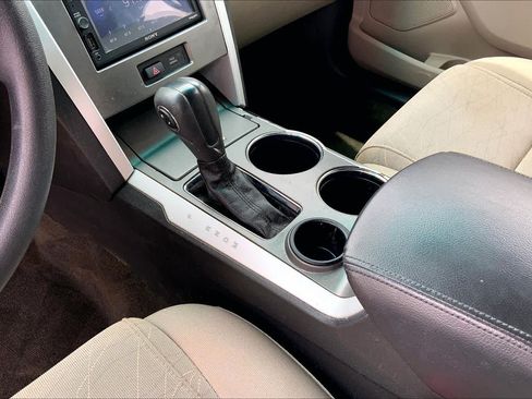 Used 2014 Ford Explorer FWD image 16