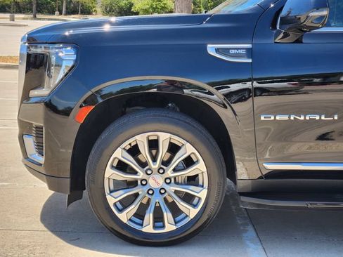 Used 2023 GMC Yukon XL Denali w/ LPO, Floor Liner Package AWD/4WD image 8