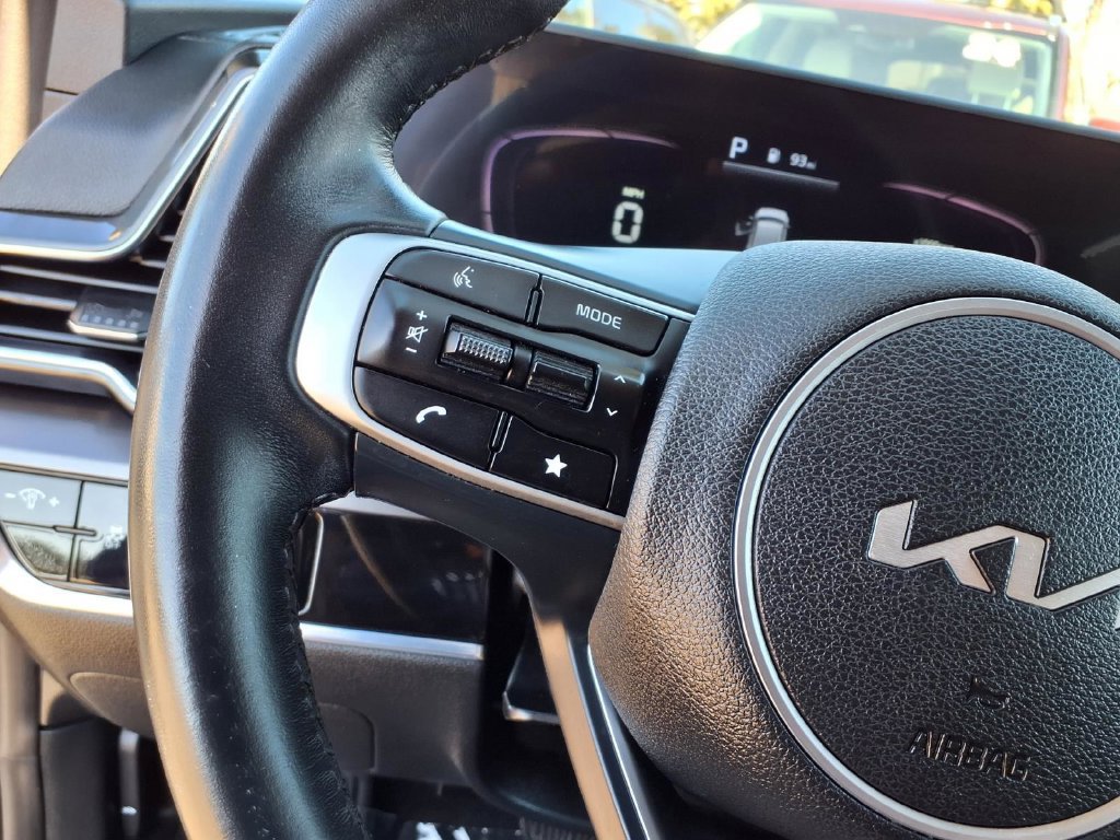 Certified 2023 Kia Sportage EX FWD image 22