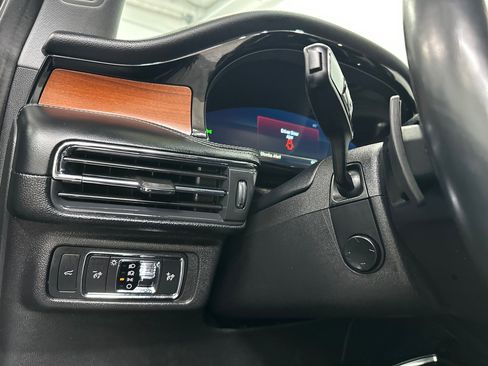 Certified 2022 Lincoln Corsair Reserve w/ Equipment Group 201A image 32