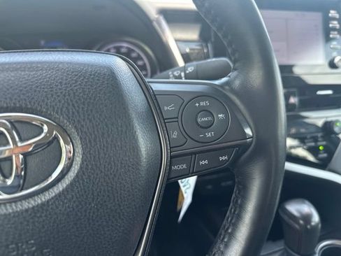 Used 2024 Toyota Camry SE FWD image 20