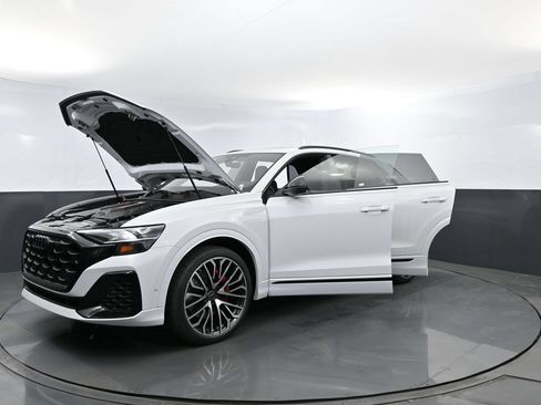 New 2026 Audi SQ8 Prestige AWD/4WD image 27