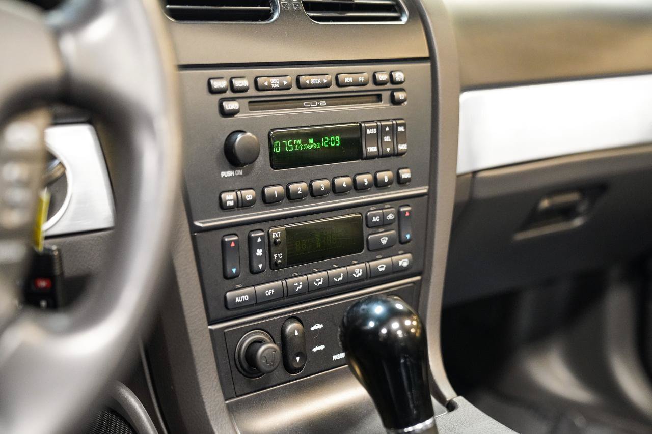 Used 2002 Ford Thunderbird RWD image 28