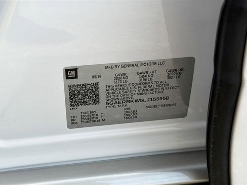 Used 2020 Buick Enclave Essence image 40