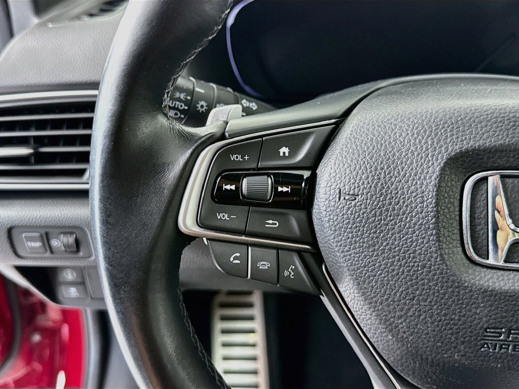Certified 2018 Honda Accord Sport image 11