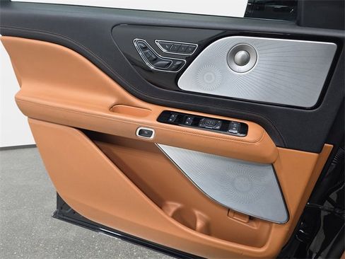 Certified 2023 Lincoln Aviator Black Label w/ Dynamic Handling Package image 24