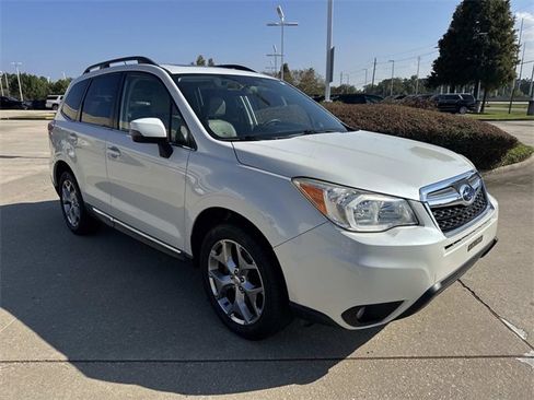 Used 2015 Subaru Forester 2.5i Touring w/ Eyesight & Navigation System image 2