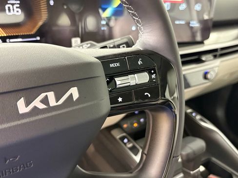 New 2026 Kia Sorento S w/ S Panoramic Sunroof Package FWD image 21