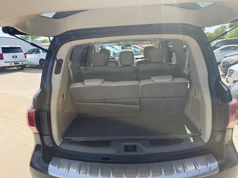 Used 2017 INFINITI QX80 4WD w/ Driver Assistance Package image 7