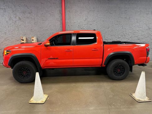 Used 2023 Toyota Tacoma TRD Pro AWD/4WD image 3