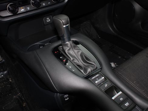 Certified 2025 Honda HR-V LX image 14