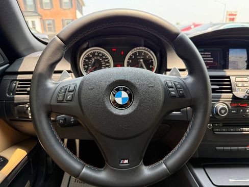 Used 2013 BMW M3 Convertible w/ Premium Pkg RWD image 24