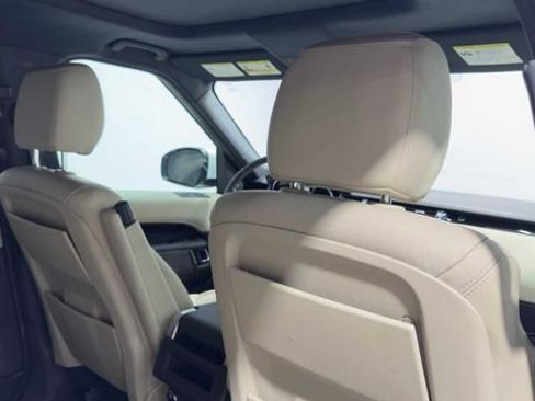 Used 2017 Land Rover Discovery SE AWD/4WD image 15