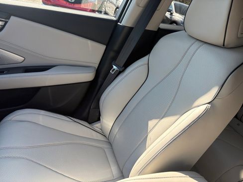 Certified 2026 Acura RDX w/Advance Package image 18