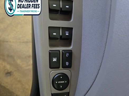 Used 2020 Hyundai Elantra SEL FWD image 21