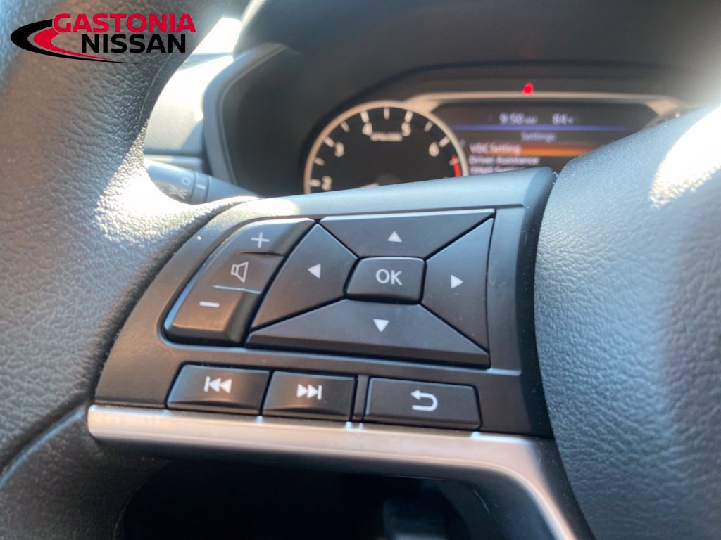 Used 2025 Nissan Altima 2.5 SV FWD image 22