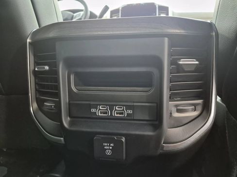 Used 2026 RAM 3500 Laramie AWD/4WD image 17