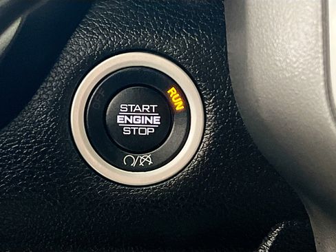 Used 2024 RAM 2500 Big Horn image 24