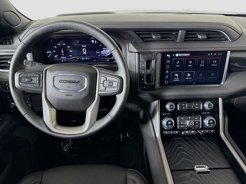 Used 2023 GMC Yukon Denali image 22