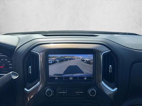 Used 2021 Chevrolet Silverado 1500 High Country image 14