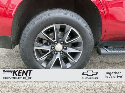 Used 2021 Chevrolet Tahoe Z71 w/ Z71 Signature Package image 10