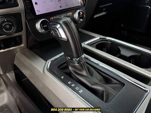 Used 2018 Ford F150 Lariat w/ Equipment Group 502A Luxury AWD/4WD image 17