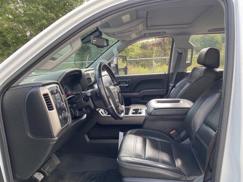 Used 2019 GMC Sierra 2500 Denali w/ Duramax Plus Package image 24