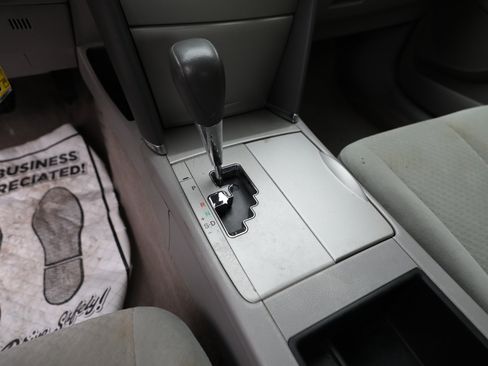 Used 2008 Toyota Camry LE image 16