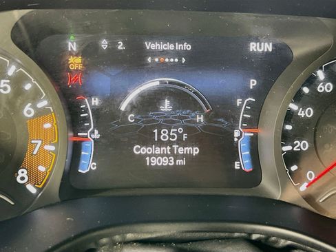 Used 2022 Jeep Compass Limited AWD/4WD image 12