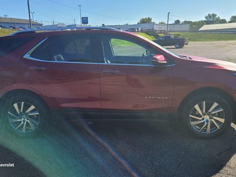 Used 2024 Chevrolet Equinox Premier AWD/4WD image 14