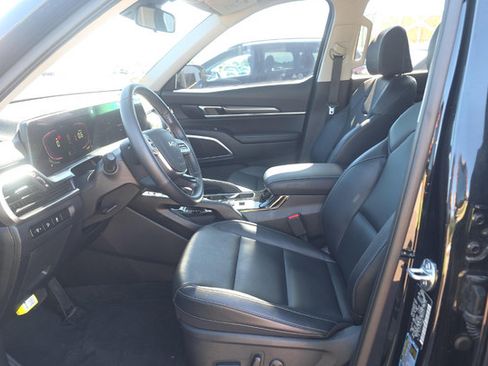 Used 2024 Kia Telluride S w/ S Sunroof Package AWD/4WD image 5