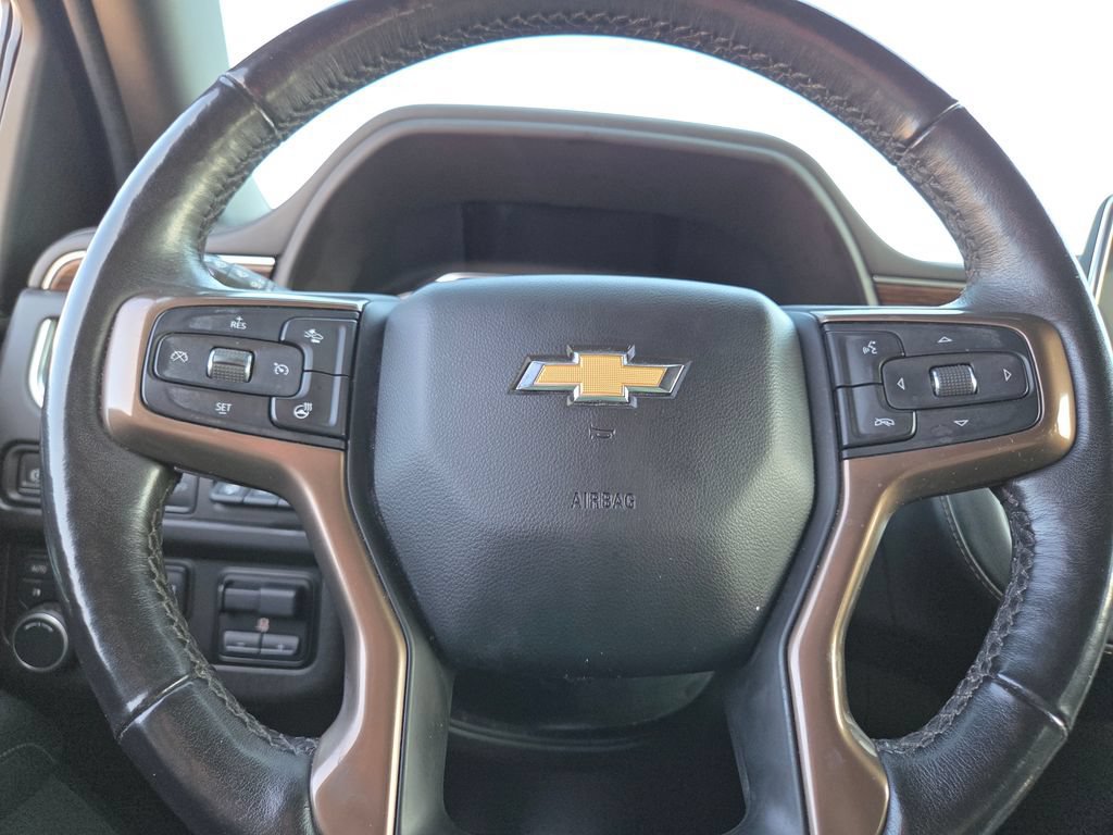 Used 2021 Chevrolet Suburban High Country w/ Premium Package AWD/4WD image 36