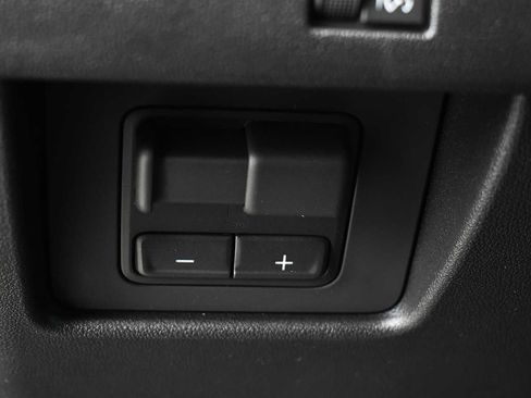 Used 2025 Chevrolet Colorado LT w/ Advanced Trailering Package RWD image 25