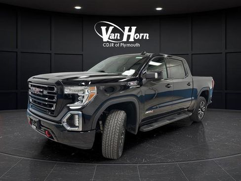 Used 2020 GMC Sierra 1500 AT4 w/ AT4 Premium Package AWD/4WD image 3