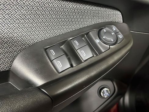 Certified 2021 Chevrolet TrailBlazer LT w/ Sun and Liftgate Package AWD/4WD image 13