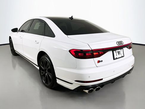 Used 2025 Audi S8 AWD/4WD image 7