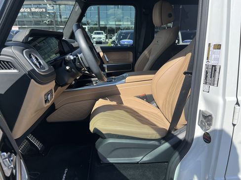 Certified 2025 Mercedes-Benz G 63 AMG 4MATIC image 16