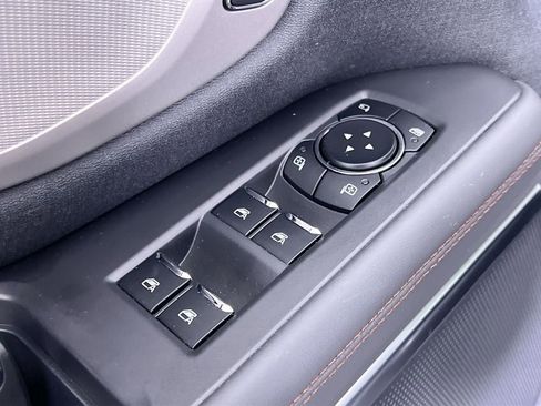 New 2025 Ford Expedition Active image 13