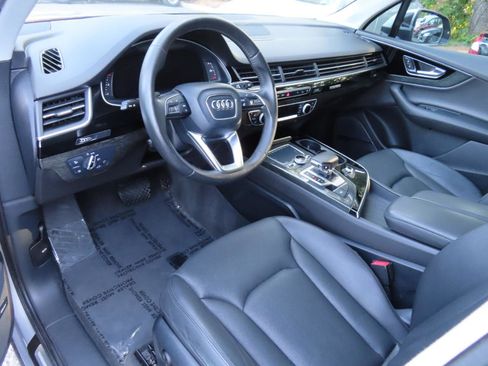 Used 2017 Audi Q7 3.0T Premium Plus AWD/4WD image 3