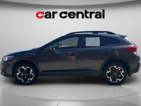 Used 2023 Subaru Crosstrek 2.5i Limited AWD/4WD image 2