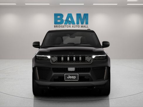 New 2026 Jeep Grand Cherokee Altitude image 15