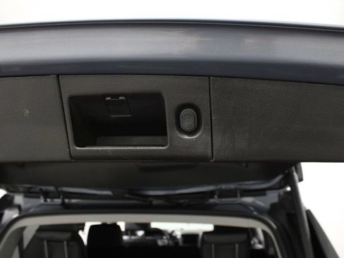 Used 2016 GMC Yukon SLT AWD/4WD image 21