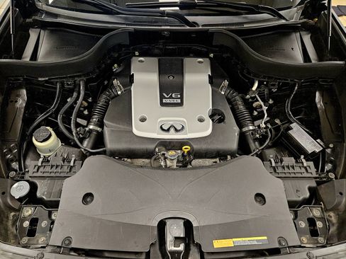 Used 2017 INFINITI QX70 AWD image 30