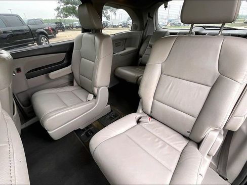 Used 2014 Honda Odyssey Touring image 19
