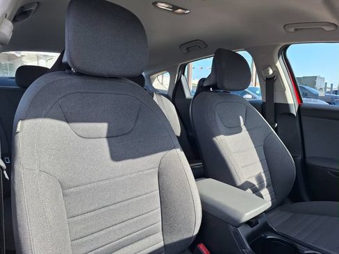 Used 2025 Kia K4 EX FWD image 25