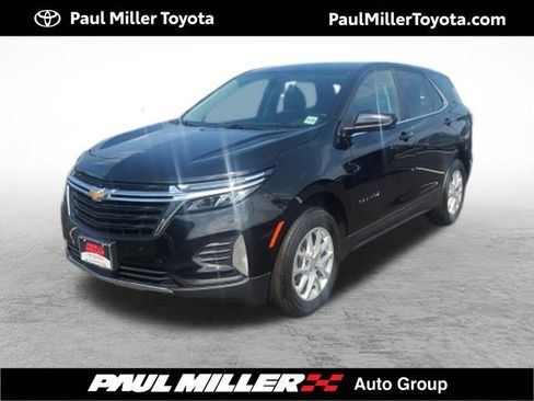 Used 2024 Chevrolet Equinox LT AWD/4WD image 1