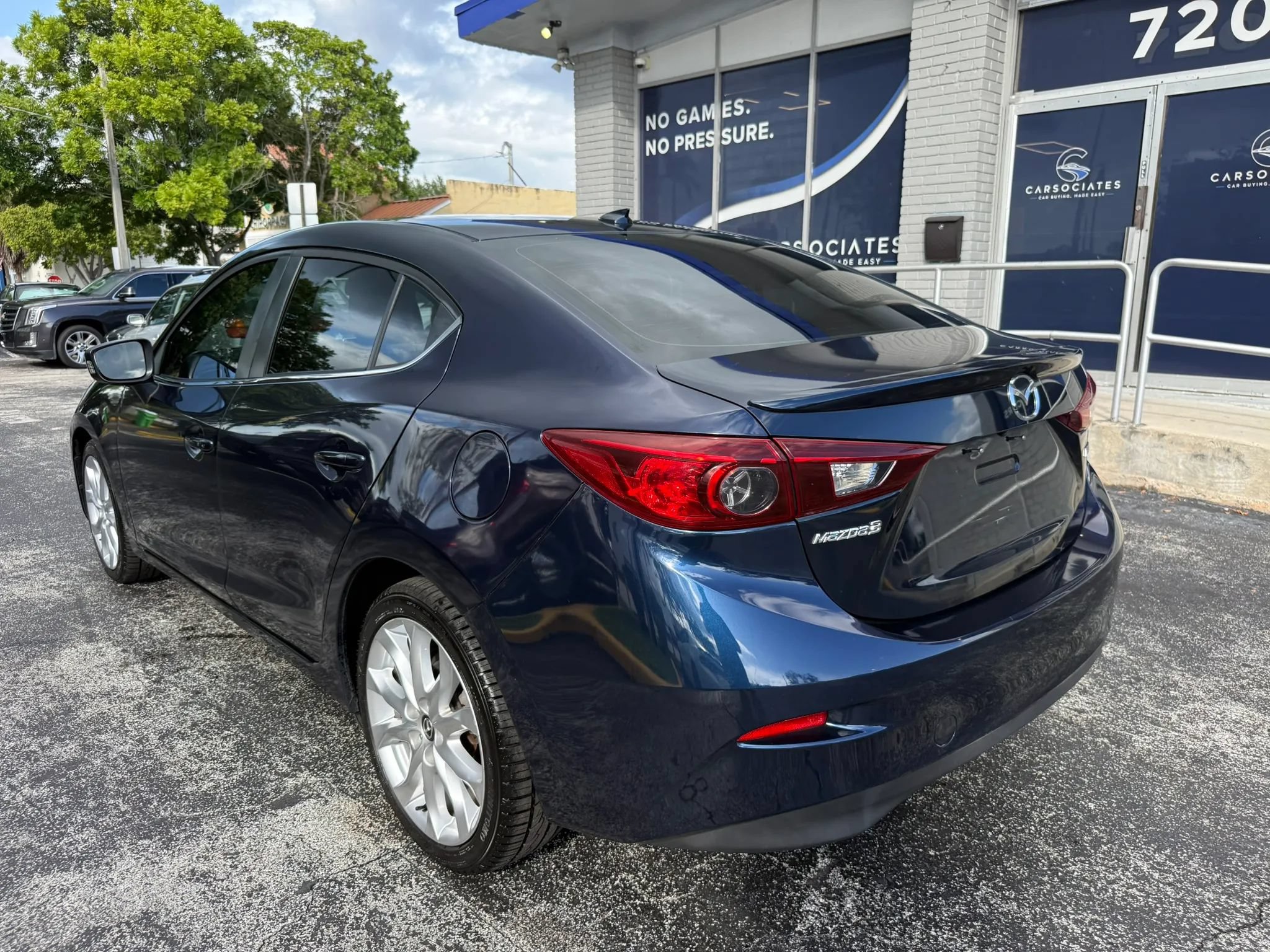Used 2016 MAZDA MAZDA3 s Touring FWD image 6