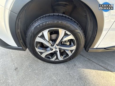 Used 2021 Subaru Outback Limited image 10