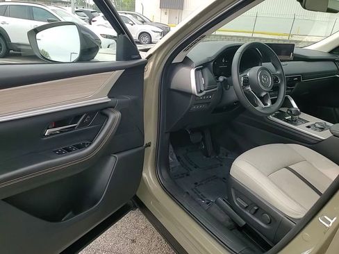 Certified 2025 MAZDA CX-70 Plug-In Hybrid w/ Premium Pkg image 12