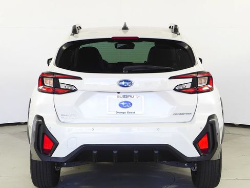 Certified 2024 Subaru Crosstrek 2.5i Limited w/ Crosstrek Mirror Package AWD/4WD image 8